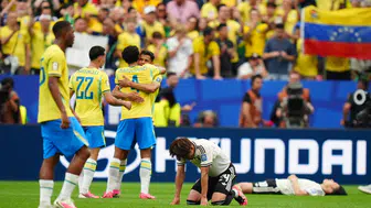 Brezilya uzatmalarda turladı: Brezilya 2-1 Japonya