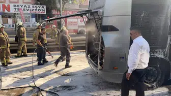 Avcılar’da metrobüs yangını: Motor bölümünde çıkan alevler kısa sürede söndürüldü