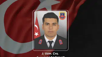 Van’da hafif ticari araç jandarma personelinin bulunduğu araca çarptı: 1 şehit, 5 yaralı