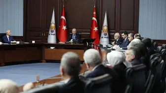 AK Parti MYK bugün toplanıyor: Gündemde “Terörsüz Türkiye”, ekonomi ve 25. yıl hazırlıkları var