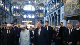 Cumhurbaşkanı Erdoğan: "Ayasofya ebediyete kadar ezan sesleriyle süslenecek"