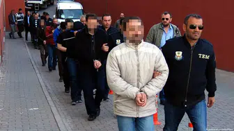 İstanbul merkezli FETÖ operasyonunda 78 şüpheli yakalandı