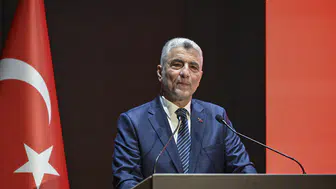 Bakan Bolat: “Otomotiv sektörü Türkiye’nin imalat sanayisinin dünya arenasındaki yüz akı”