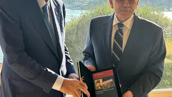 Cumhurbaşkanı Erdoğan’dan Selam’a dedesinin hatıratıyla tarihi jest