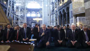 Cumhurbaşkanı Erdoğan’dan Ayasofya’da fetih mesajı: “İstanbul bir başka güzel olacak”