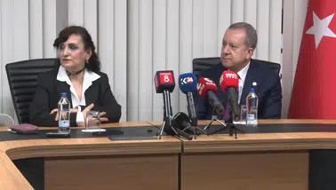 Milliyetçi Hareket Partisi heyeti Kurban Bayramı dolayısıyla DEM Parti'yi ziyaret etti