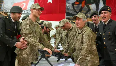 Erzurum’da özel bireyler askerlik heyecanı yaşadı