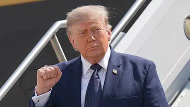 Trump’tan İran’a yeni tehdit: “Kazma Dağı bölgesini çok yakında vuracağız”