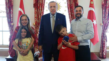 Cumhurbaşkanı Erdoğan, “Cake Not Hate” kampanyasıyla tanınan Joshua Harris’i kabul etti