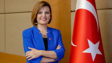 İçişleri Bakanlığından karar: İzmit Belediye Başkanı Fatma Kaplan Hürriyet görevden uzaklaştırıldı