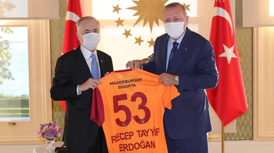 Erdoğan, Galatasaray Başkanı Cengiz'i kabul etti