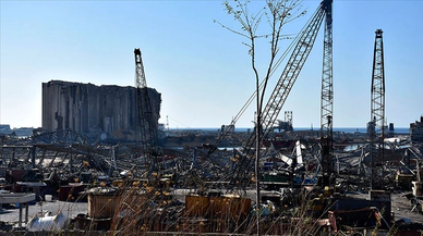 Lübnan'ın başkenti Beyrut'ta OHAL uzatıldı