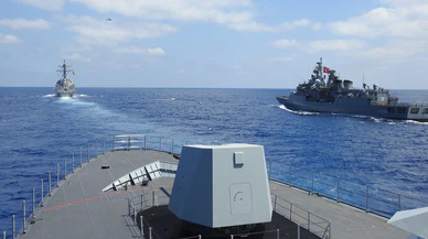 MSB'den Zafer Bayramı programı: 21 gemi 20 limanı ziyaret edecek