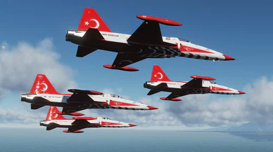 Türk Yıldızları'ndan gövde gösterisi