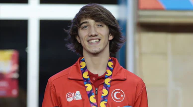 Berke Akçam 400 metre engellide 20 yaş altı Türkiye rekoru kırdı
