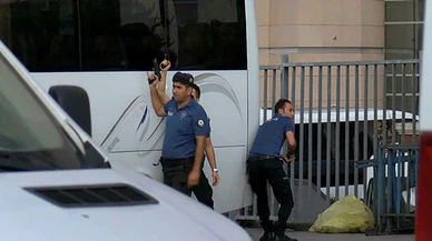 Çağlayan Adliyesi'nde silah sesleri