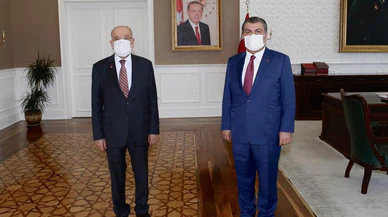 Fahrettin Koca, Temel Karamollaoğlu'na korona ile mücadeleyi anlattı