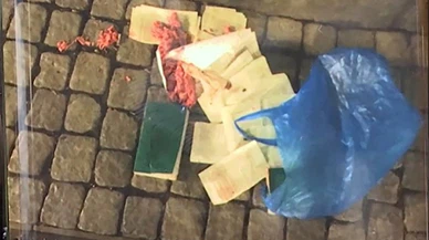 İsveç'te Kur'an-ı Kerim'i domuz kıymasıyla karıştırıp attılar