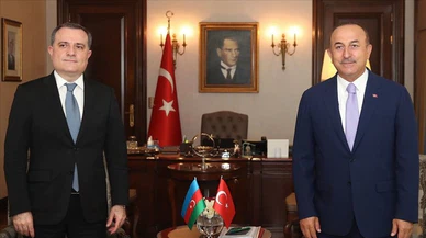 Dışişleri Bakanı Çavuşoğlu Azerbaycanlı mevkidaşı Bayramov'la Yukarı Karabağ'ı görüştü