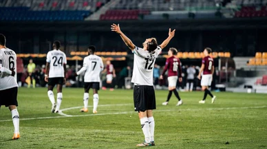 UEFA Avrupa Ligi'nde haftanın oyuncusu Yusuf Yazıcı