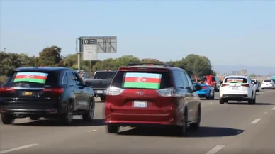 ABD'nin San Francisco kentinde 250 araçlık konvoyla Ermenistan protesto edildi