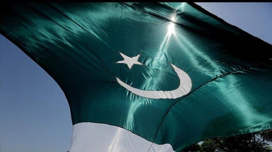 Pakistanlı siyasetçiler ve ilim insanları Fransız mallarına boykot çağrısı yaptı