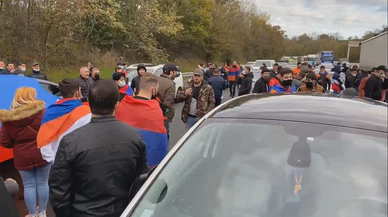 Fransa'da Türklere saldırı! Yaralılar var