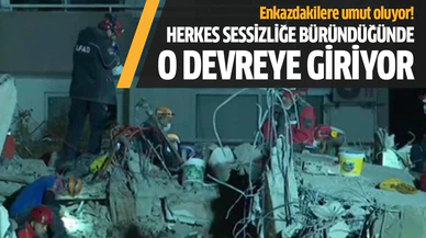 Herkes sessizliğe büründüğünde o devreye giriyor