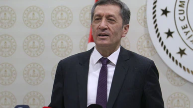 Milli Eğitim Bakanı Selçuk'tan '1 günlük erteleme' özrü