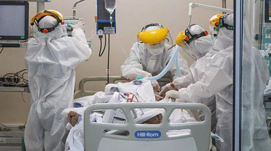 Yoğun bakımlar 'aşısız' dolu