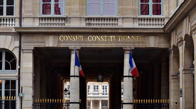 Fransa Anayasa Konseyi, Müslümanları hedef alan tartışmalı yasayı onayladı