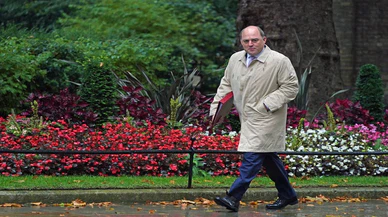 İngiliz Savunma Bakanı Wallace, Fransa'ya "sinsilik" yapmadıklarını söyledi