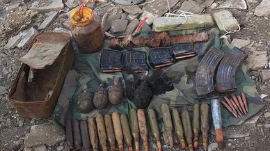 Hakkari'de mühimmat ele geçirildi