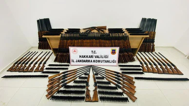 Hakkari'de ruhsatsız 110 av tüfeği ele geçirildi