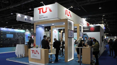 Türkiye Uzay Ajansı heyeti Uluslararası Uzay Kongresi'nde ilgi odağı oldu