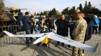 Bakü'de, Karabağ adına "Zafer Panayırı" kuruldu