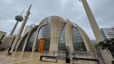 Almanya'da DİTİB Köln Merkez Camisi'ne kundaklama girişimi