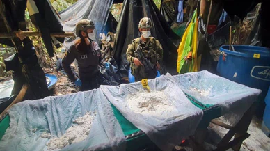 Kolombiya'da 10 tondan fazla kokain ele geçirildi