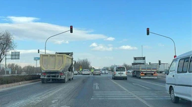 Konya'da kum fırtınası! Bazı yollar kapandı