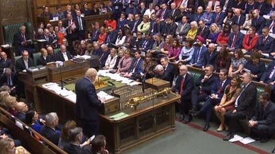 İngiliz Kraliyet Donanması "öngörülemeyen" tehlikelerle baş edemeyebilir