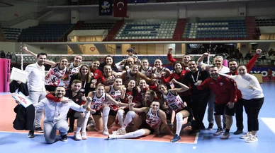 Voleybol: Kadınlar CEV Şampiyonlar Ligi, Türk Hava Yolları: 3-Dukla: 0