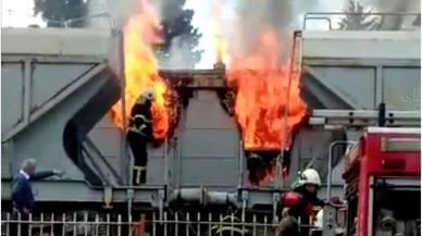 Gaziantep'te TCDD ait vagonlar yandı