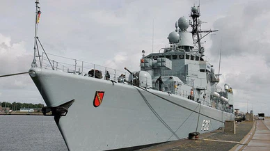 Almanya, Mısır'a fırkateyn ve hava savunma sistemi satacak