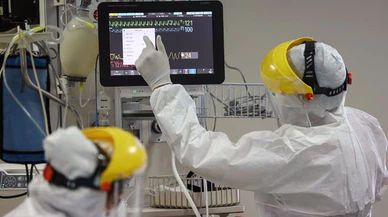 Avustralya'da Kovid-19 pozitif hemşireler işe geri çağırıldı