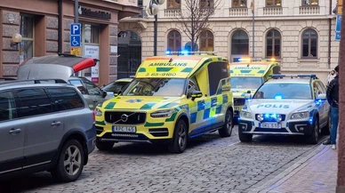 İsveç'te bir lisede bıçaklı saldırıda 2 kişi yaralandı