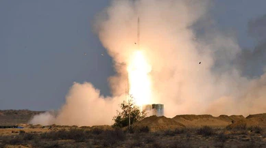 Hindistan, Çin'e karşı S-400 hava savunma sistemini aktif hale getiriyor