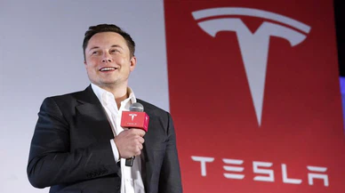 Tesla'nın başı Elon Musk'ın Twitter paylaşımları nedeniyle dertte