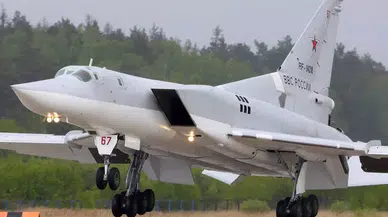 Rusya Suriye’de hipersonik füzelerle donatılmış savaş uçakları konuşlandırdı