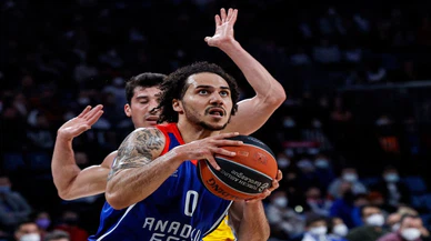 Anadolu Efes: 109 - Maccabi Tel Aviv: 77