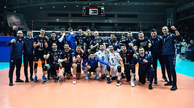 Halkbank finale yükseldi